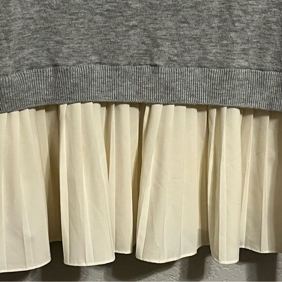 Women's Chelsea28 Grey & Cream Ruffle Hem Open Cardigan Sweater - Picture 5 of 7